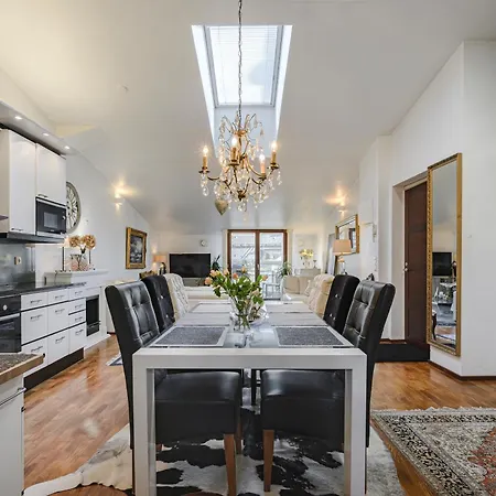 Huoneisto Modern Flat In The Citycenter *